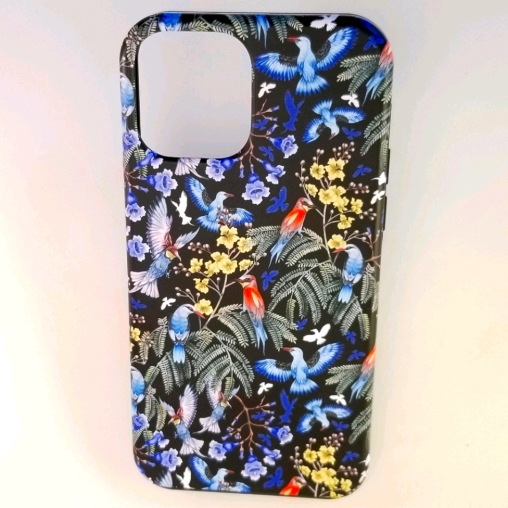 NIB iPhone 12 / 12 Pro Case from Vida & Co.